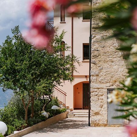 View Garda Lake ブレンゾーネ エクステリア 写真