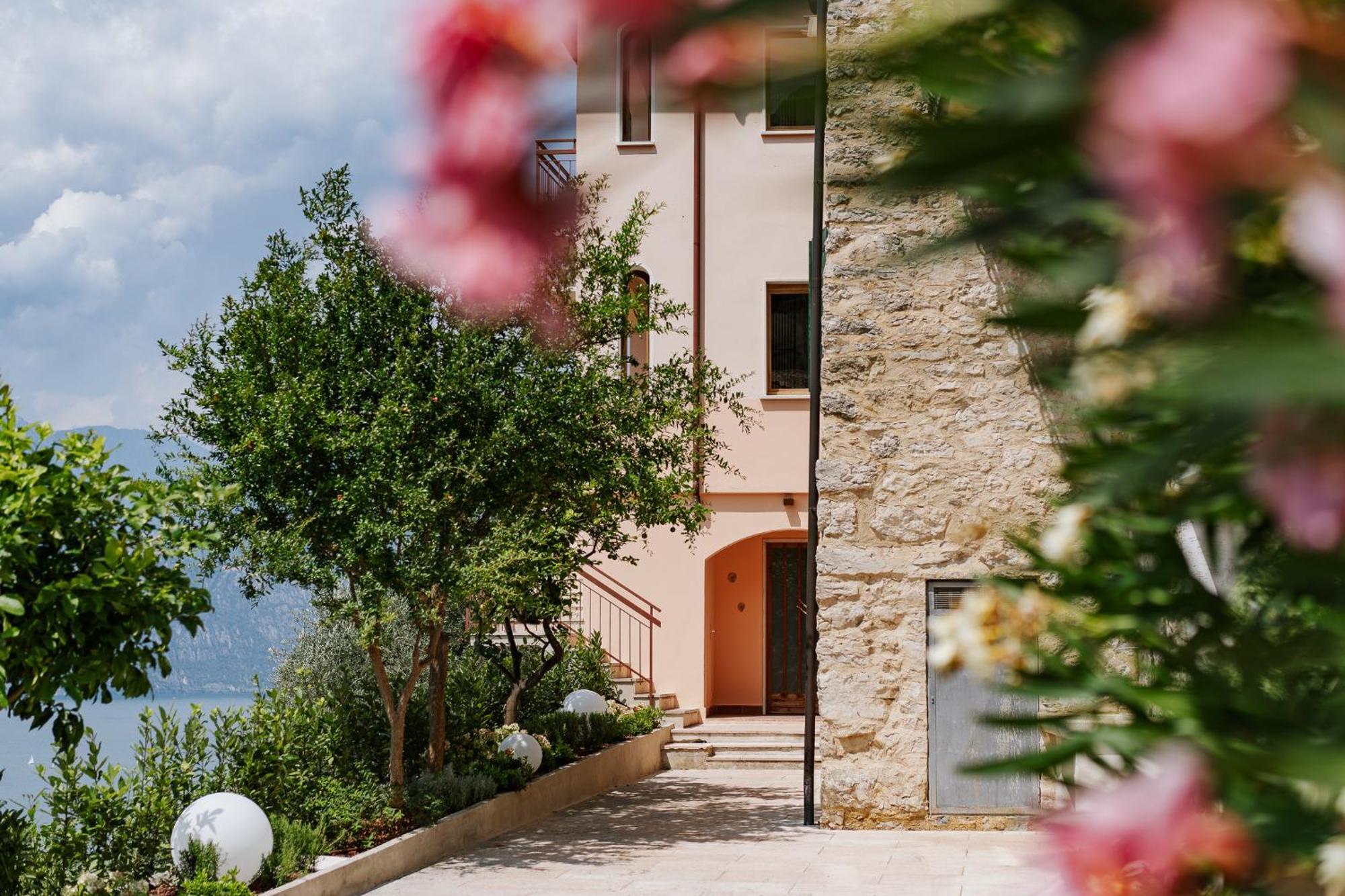 View Garda Lake ブレンゾーネ エクステリア 写真