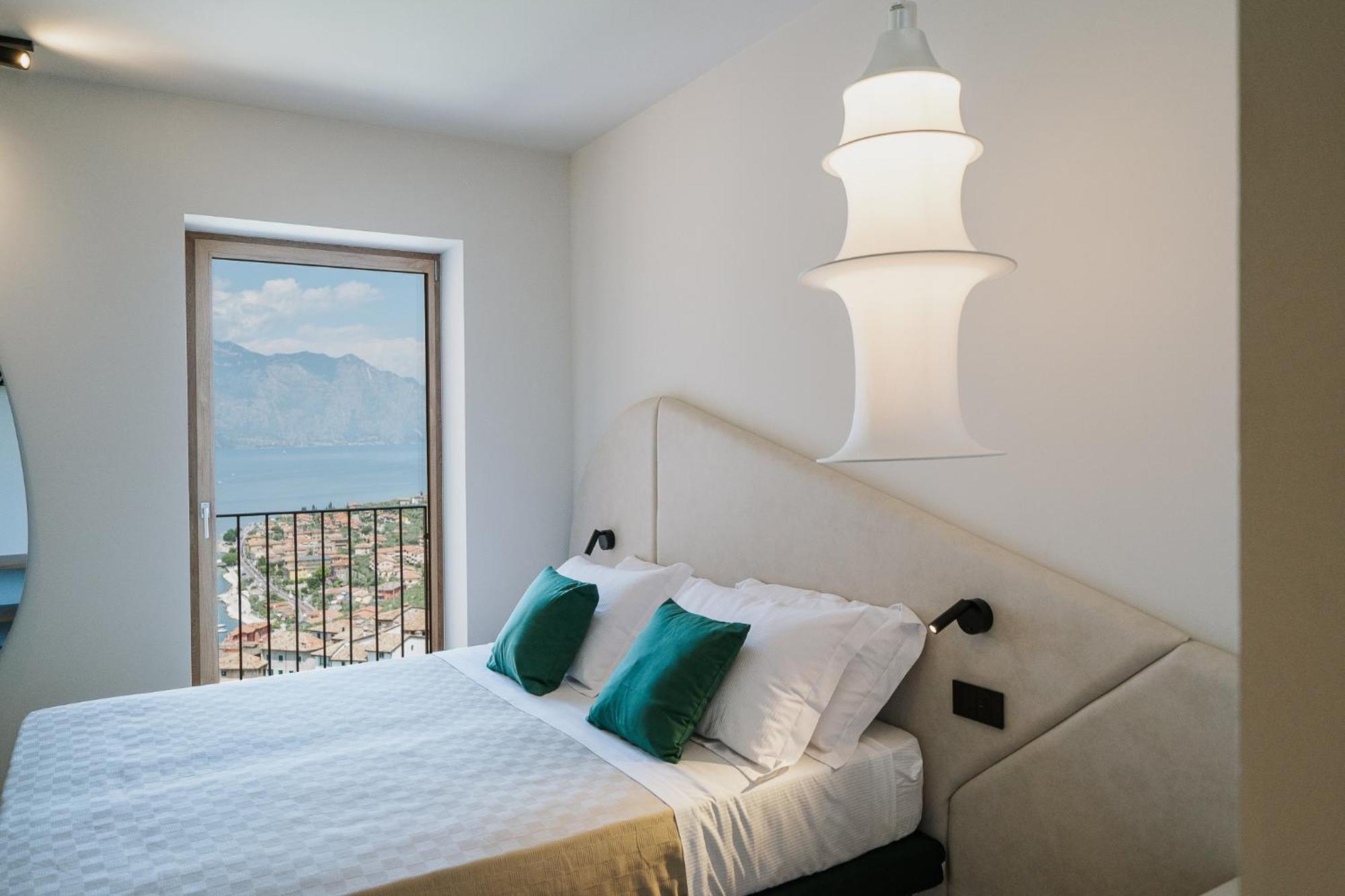 View Garda Lake ブレンゾーネ エクステリア 写真