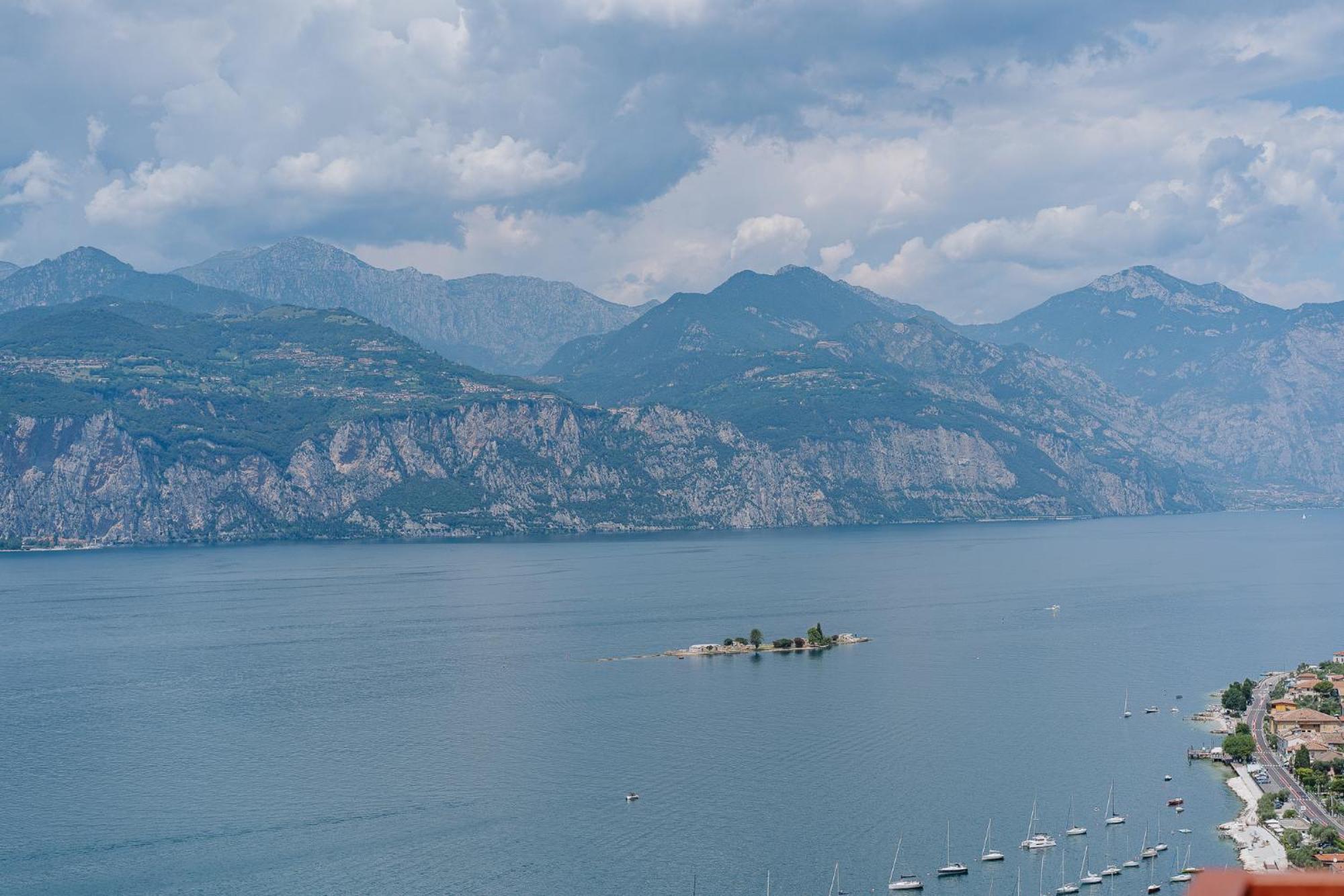 View Garda Lake ブレンゾーネ エクステリア 写真